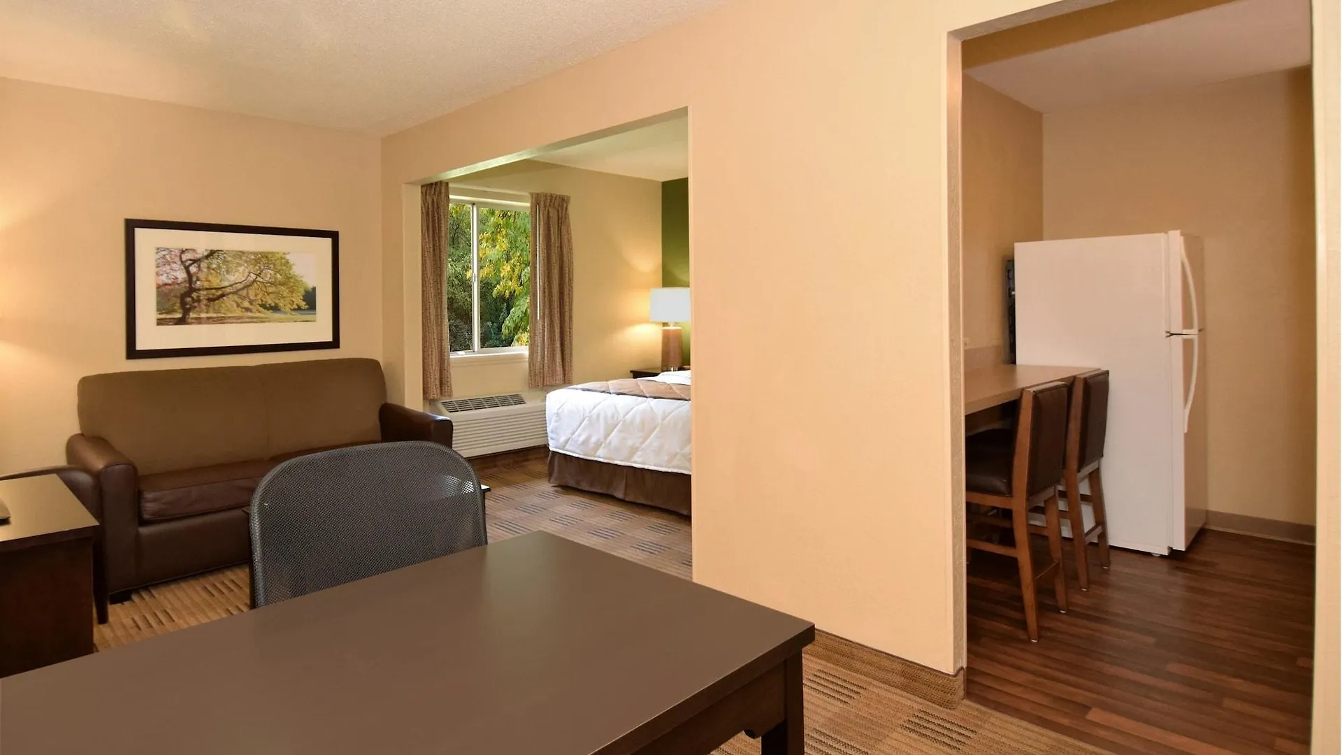 ** Hotel Homestay Suites Nashville United States
